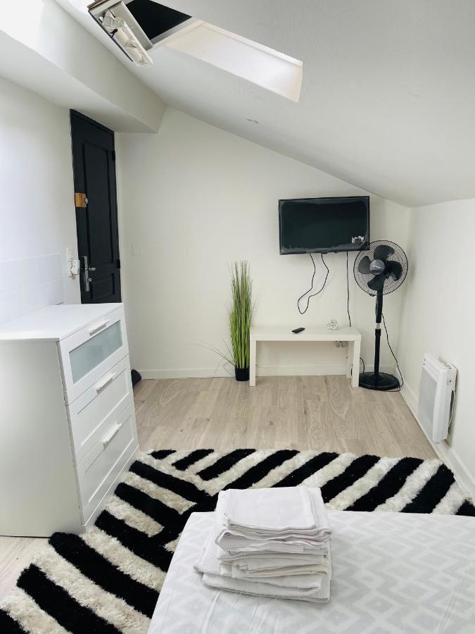 Petit Appartement T2 A 5 Min De La Gare Bordeaux Kültér fotó