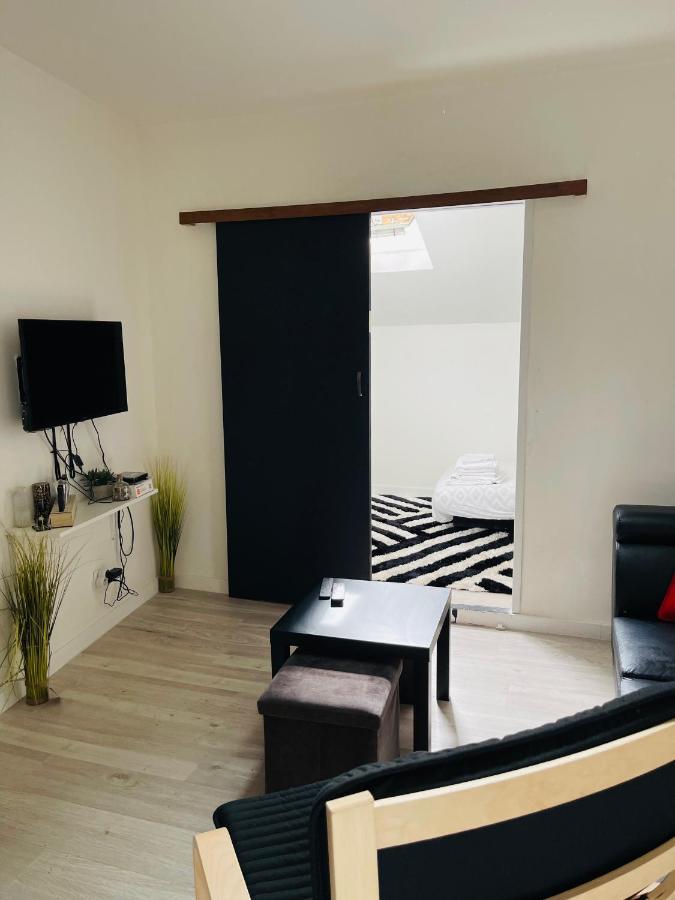 Petit Appartement T2 A 5 Min De La Gare Bordeaux Kültér fotó